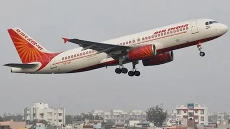 দিল্লিতে অবতরণের পর এয়ার ইন্ডিয়ার উড়োজাহাজে আগুন